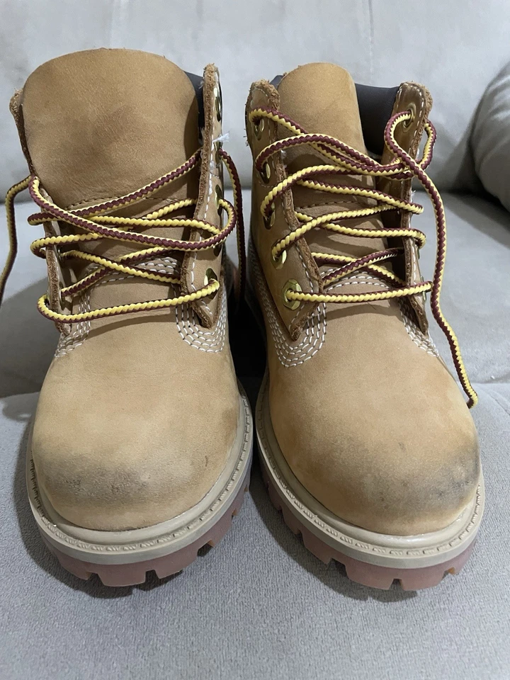 Niño pequeño Timberland Premium 6" talla 8 Foto 2 de 4
