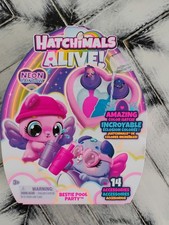 Hatchimals Alive Neon Rainbow Amazing Color Hatch Betsie Pool Party 14 Accessori