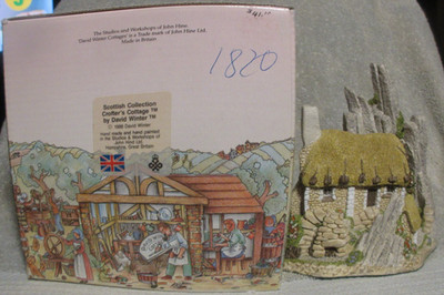 David Winter Crofter's Cottage Scottish Collection Figurine Vintage 1988 4.5 H