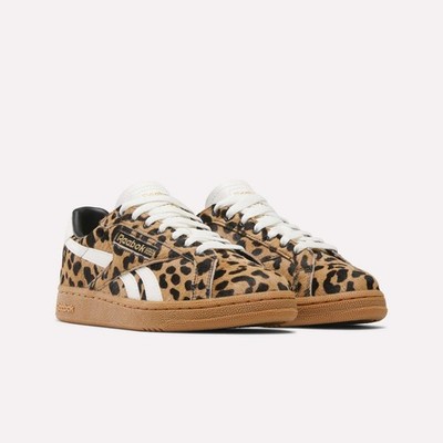 90$ Reebok Club C Grounds Uk Features Sneakers Women's Size 6 US / 36 EU Brown