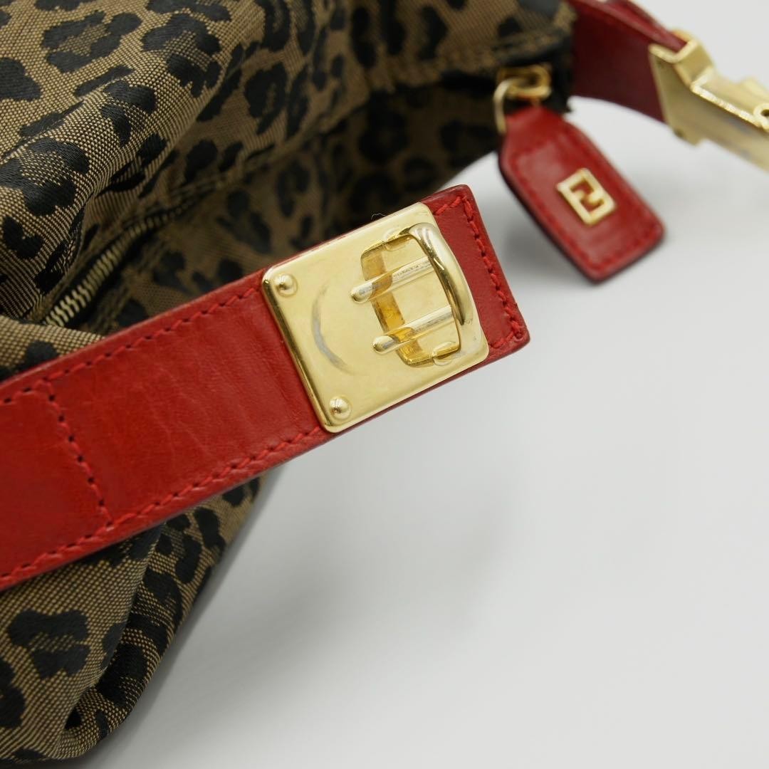 Excellent Condition FENDI Leopard Pattern Pouch H… - image 10