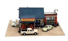 Woodland Scenics N Scale "Sonny's Super Service" Custom Painted Lighted  Diorama