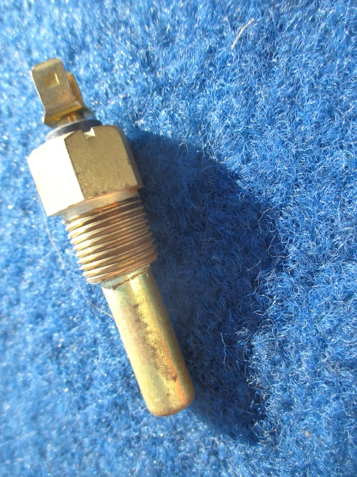 1956 1957 Lincoln Premier Capri Convertible NOS Engine Temperature Sending Unit - Image 3 of 4
