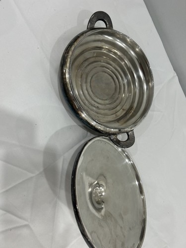 Vintage Silver Plated Covered Dish - Sheridan - Picture 4 of 5