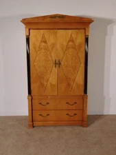 THOMASVILLE Grand Classics Biedermeier Linen Press TV Cabinet