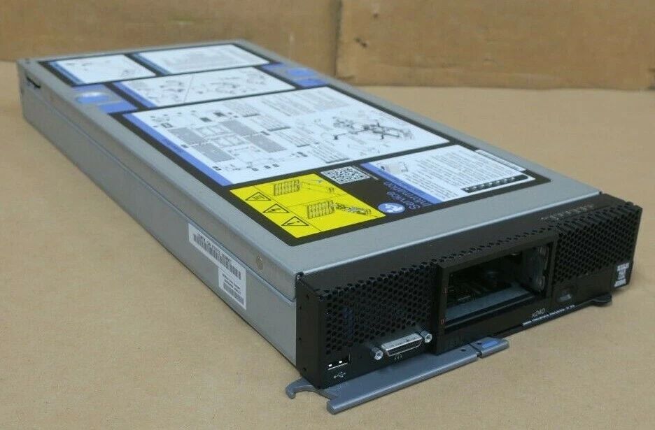 IBM Flex System x240 CTO Compute Node 8737-AC1 2 x heatsinks 10GB Mezz ++ - Image 3 of 4