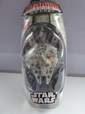 Star Wars MILLENNIUM FALCON Titantium Serie Sammlerstück Druckgussschiff
