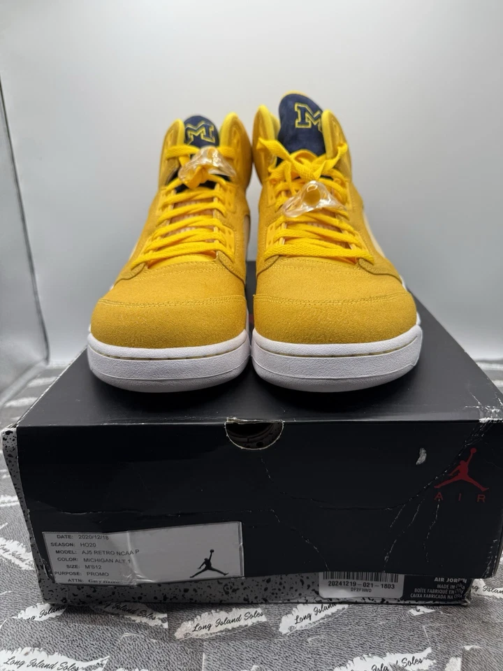 Retro Jordan Michigan PE 5’s Talla 12 Nunca Usado Muestra Promo Amarillo Azul Blanco Foto 2 de 4