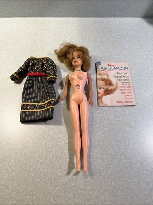 Vintage Tressy Doll Dark Blond Hair Grow Needs Key Comes