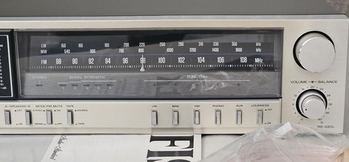 Fisher RS-220L Stereo Receiver, 5x Granhic Equalizer, LW-MW-FM Tuner, Japan - Bild 3 von 24