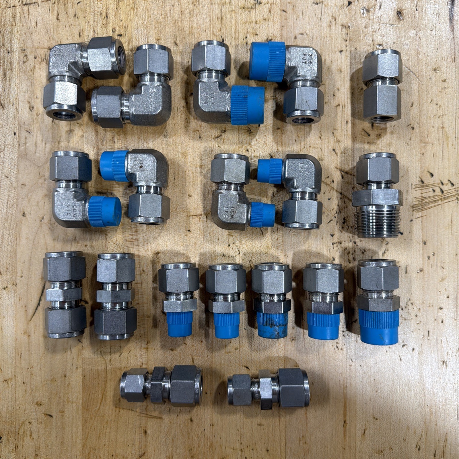 19 Pcs - Swagelok 1/2” Tube Fittings Mixed Lot - New