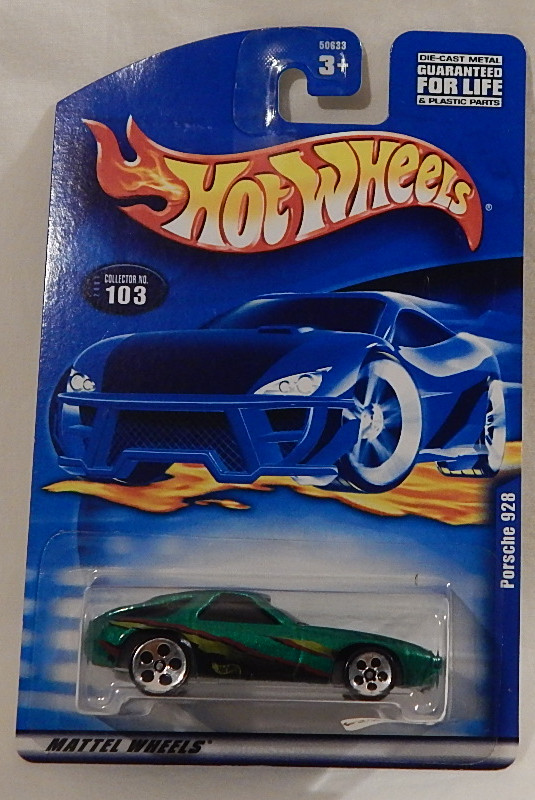 Porsche 928 Grand Touring Sports Car Hot Wheels 2001-103 Mainline Retired 2002