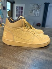 Nike Court Borough Mid Youth size 5Y 839977-700 EXCELLENT CONDITION