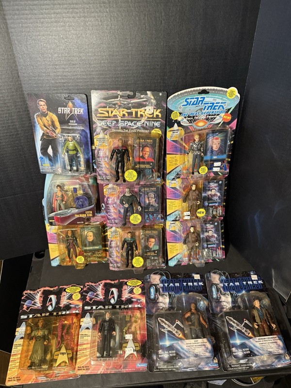 Large Star Trek Figure Lot of 13 - Playmates | HIYA 27A