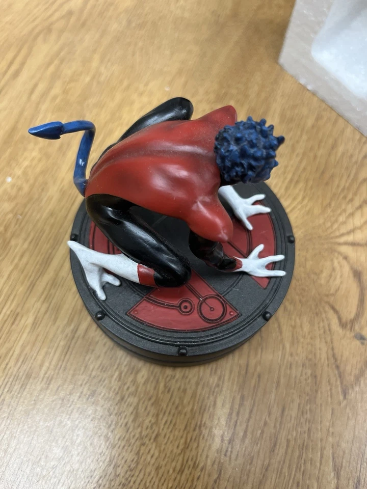 Mini estatua Bowen Designs Marvel 4" Nightcrawler sin usar, en caja C421 Foto 4 de 4
