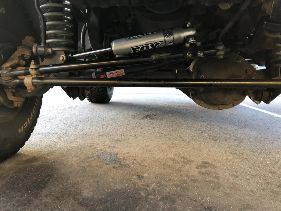 FOX 985-24-072 Steering Stabilizer for 1984-2006 Jeep Wrangler TJ / Cherokee XJ Foto 3 de 4