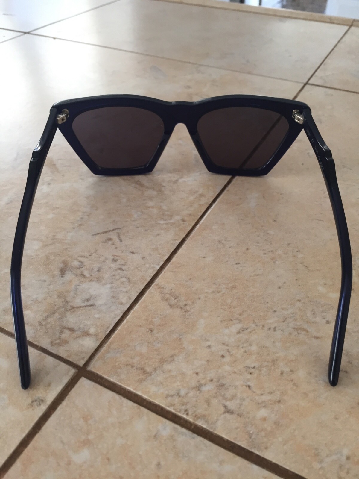 Illesteva Women's Sunglasses Handmade In Italy PLEASE READ THE