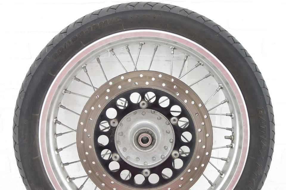 Rueda delantera 15-18 Yamaha Sr400 OEM radios de llanta recta buje freno rotor neumático Foto 3 de 4