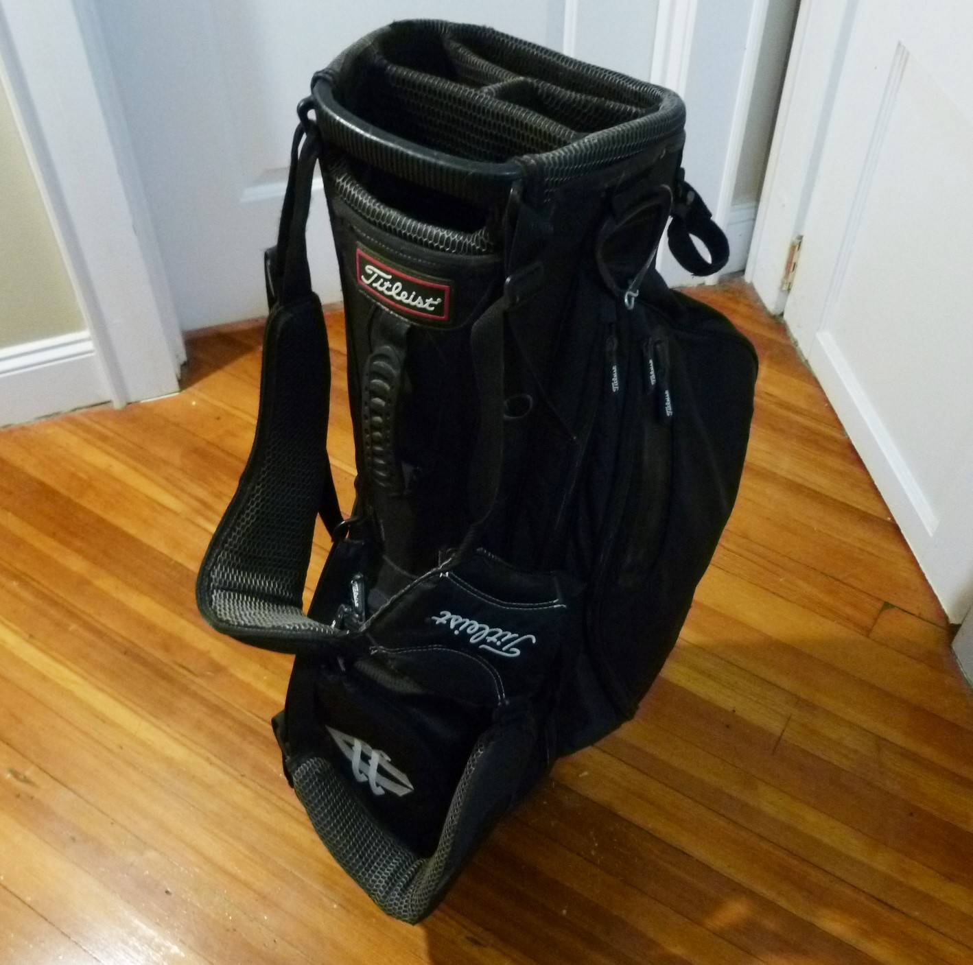 Bag 4 Way Divider With Shoulder Strap System Ccc Logo
