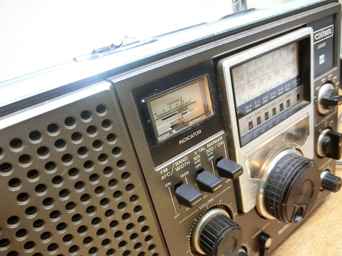 National Panasonic COUGAR RF-2200 Shortwave Radio Black from JAPAN