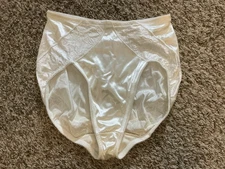 Vintage Wonderbra Panties XL White Satin Shiny Wet Look NWOT