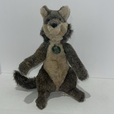 Vintage 1982 Dakin Plush Wolf In 13  Stuffed Animal