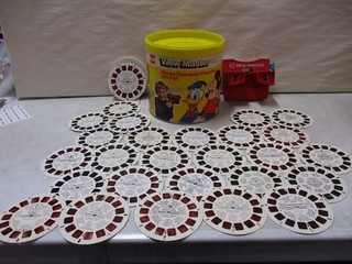 GAF View Master Disney Character Favorities Gift Pak with Viewmaster and Reels