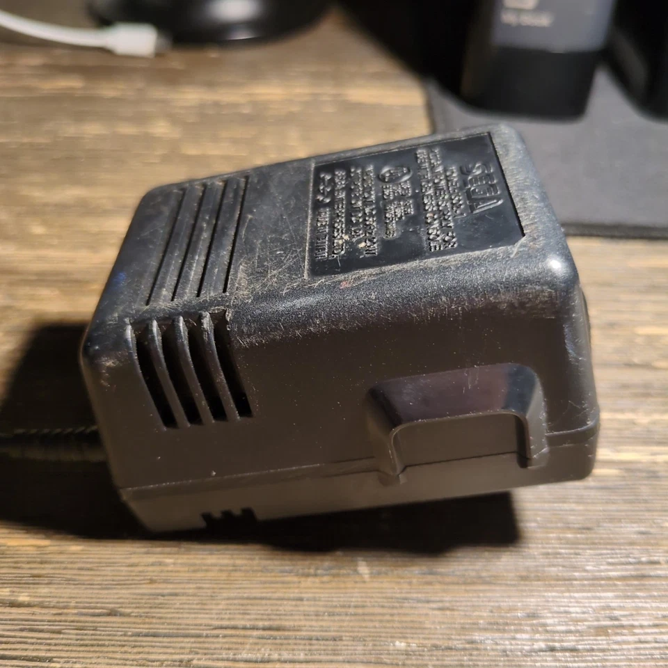 Fuente de alimentación Sega Genesis modelo 1602-1 SIN PROBAR Foto 2 de 4