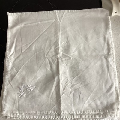 5 weiße Tischsets mit gezogenem Leinenfaden 42 cm
