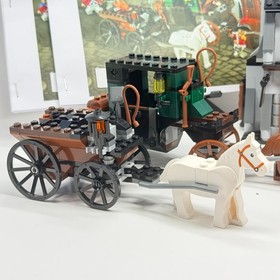 LEGO Pirates Of The Caribbean Set 4193 The London Escape Retired 2011  READ!!!!