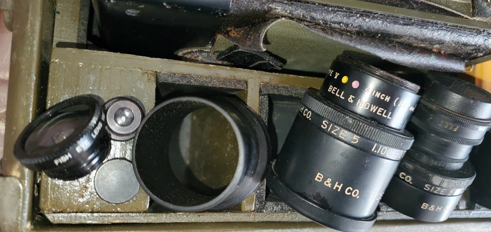 Juego de cámara de cine Bell & Howell KS-11 original de la Segunda Guerra Mundial de Estados Unidos y Vietnam Foto 3 de 4