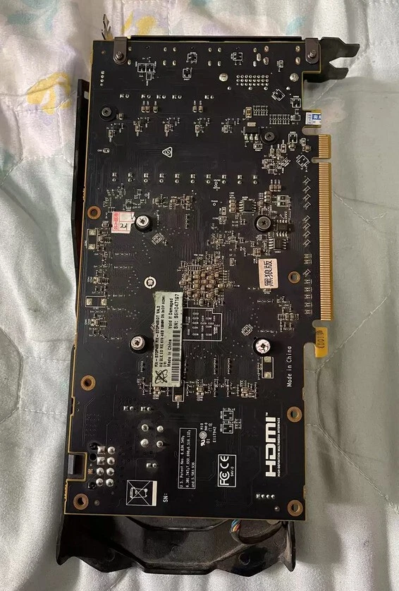 XFX AMD Radeon RX 570 4GB GDDR5 Graphic Card ( RX-570P427D6 ) - Image 2 of 4