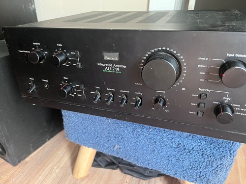 Sansui AU-719 stereo amplifier