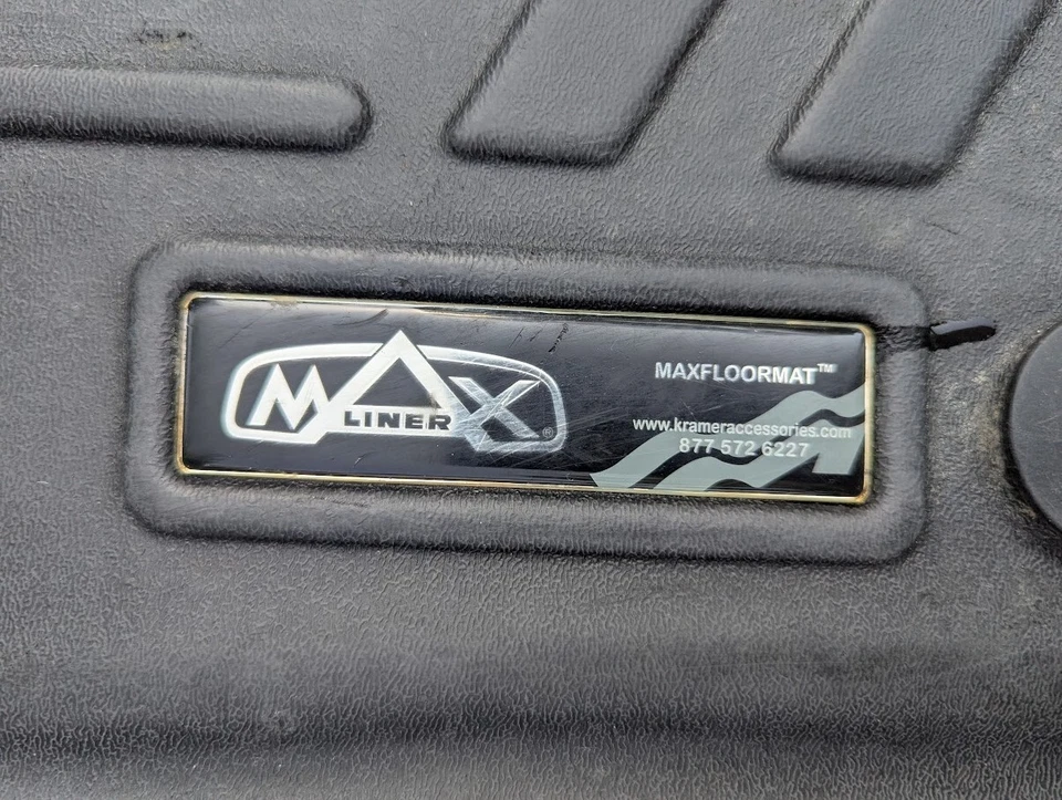 Juego de alfombrillas MAXLINER para conductor delantero y pasajero para Chrysler Pacifica 17-18 Foto 4 de 4