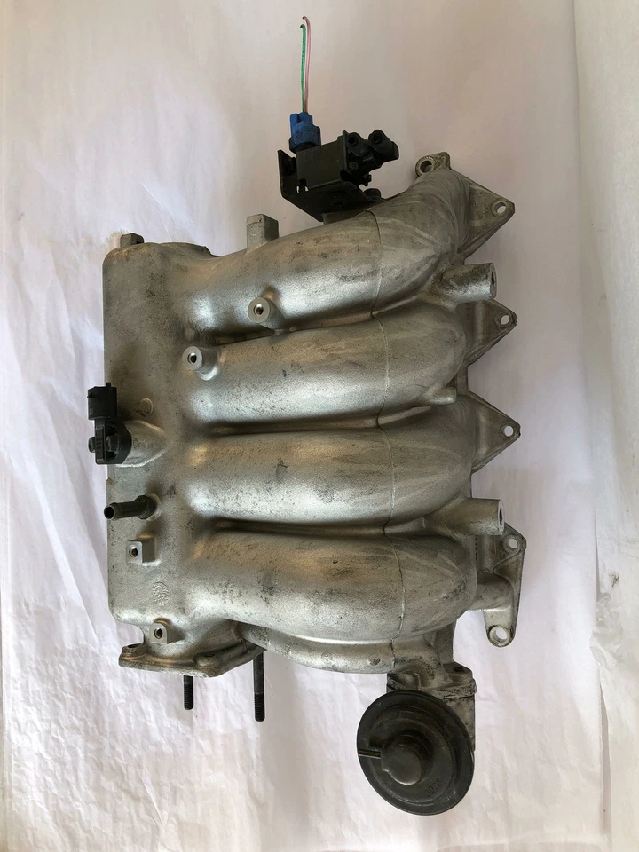 2002 - 2005 HYUNDAI SONATA ENGINE AIR INLET INTAKE MANIFOLD ASSEMBLY OEM 2.4L - Image 3 of 4