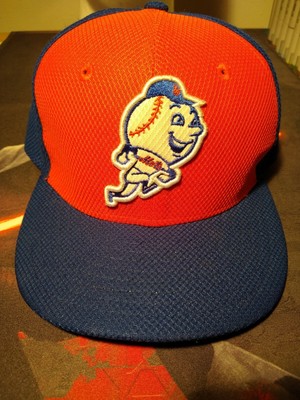 mr met fitted hat
