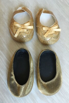American Girl of Today Holiday Bibs Shoes & GOTY Isabelle Meet Sandals, Retired