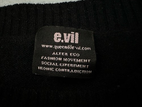 Queen Of Evil Cashmere Sweater L Black Rhinestone Saks Is A Girls Best Friend - Picture 2 of 5