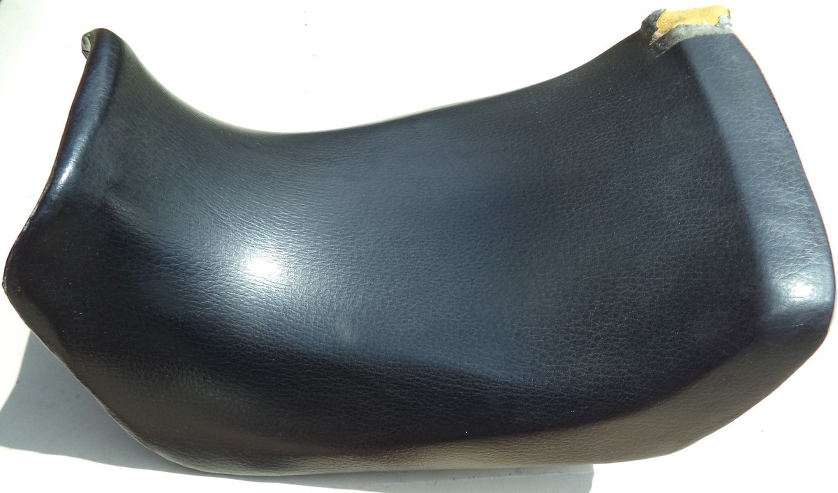 A KB クッション 85 Ninja ZX 600 ZX600 FRONT SEAT Pilon Cushion Kawasaki - VERY