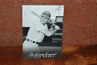 THE LIVING LEGEND PETE ROSE LEAF # 5 TRADING CARD 2012