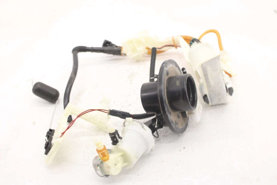 Harley-Davidson Electra Road Street Glide 2012-2017 bomba de combustible con placa superior Foto 2 de 4