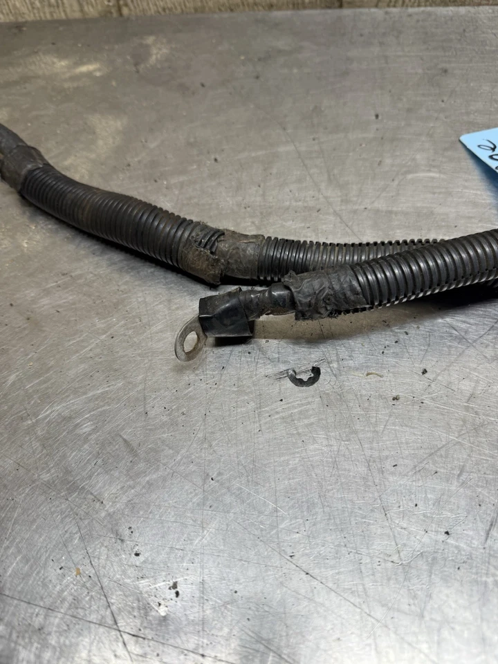 Dodge Ram 2500 2007-2009 6,7 L Cummins cables de tierra negativos Foto 4 de 4