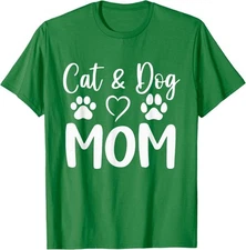 Cat And Dog Mom Pet Lover Mommy Mama Mothers Day Unisex T-Shirt