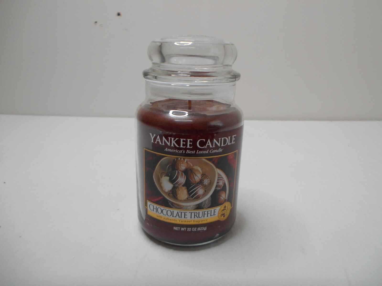 Yankee Candle Chocolate Truffle 22 oz Food & Spice Scent NBU