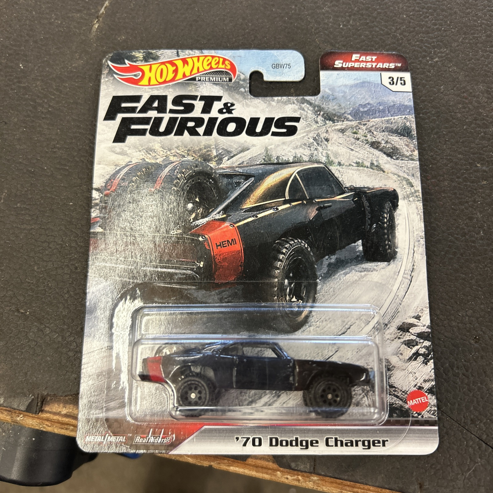 Hot Wheels Fast & Furious Fast Superstars #3/5 '70 Dodge Charger in Black w/RR