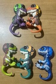 Lot 5 WowWee Fingerlings Raptors Frostbite, Stealth, Razor, Blaze, Fury READ!