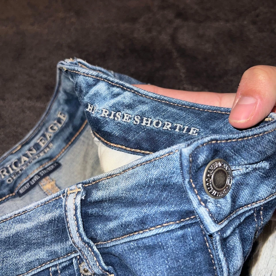 Pantalones cortos de mezclilla American Eagle Next Level elásticos X de tiro alto para mujer talla 10 Foto 3 de 4