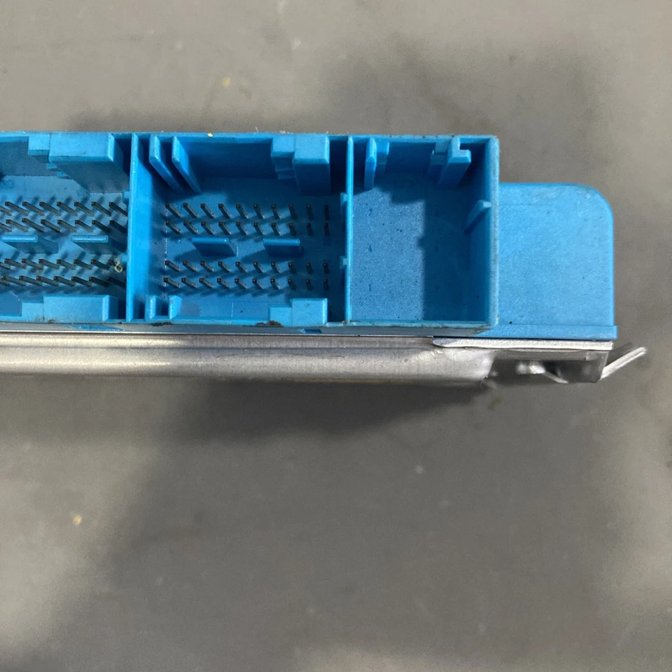 2002-2003 BMW 330I ECU/ECM 7523490 - Изображение 4 из 4