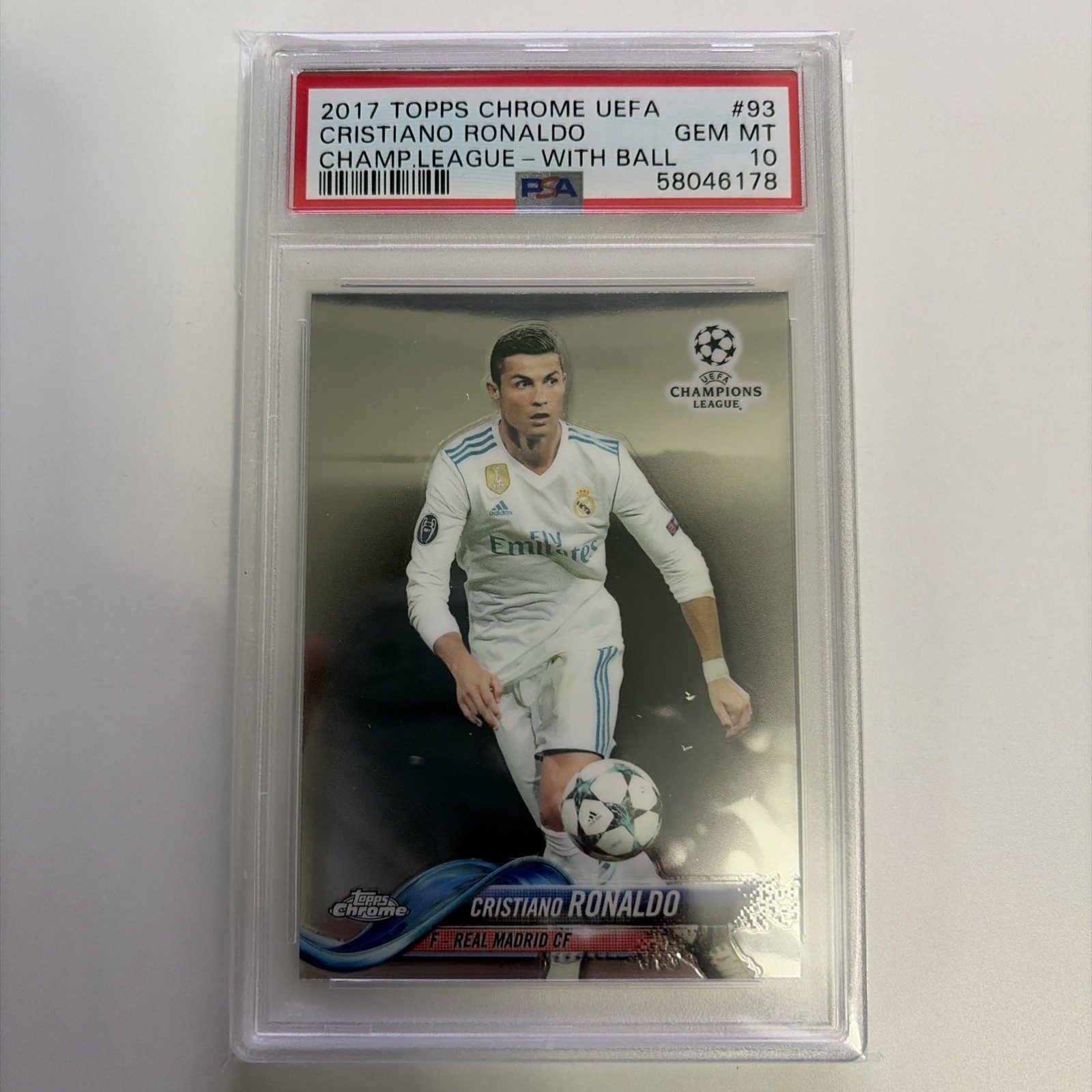 2017-18 Topps Chrome UEFA Champions League CRISTIANO RONALDO 93 WITH BALL PSA 10