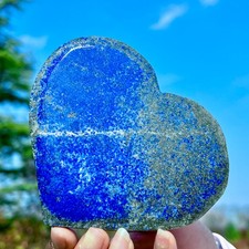 256G Natural Lapis Lazuli Crystal Quartz Hand Carved Heart-shaped Healing Gem